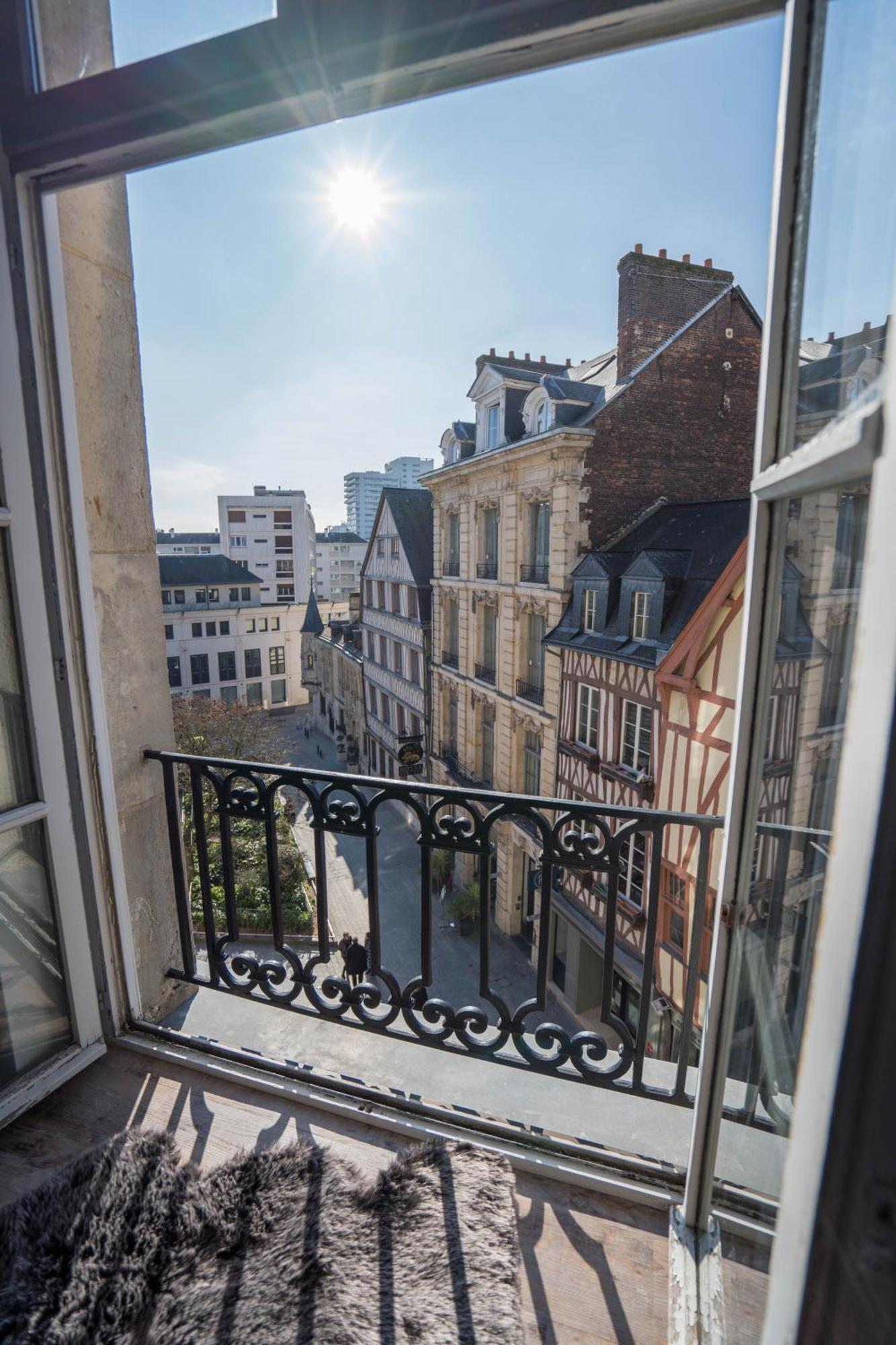 Charming City Center Flat Rouen Buitenkant foto